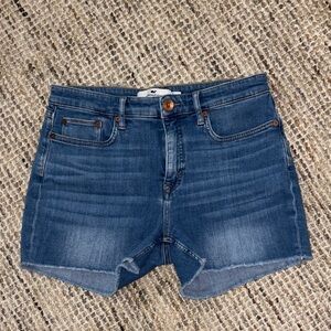 Vineyard Vines Ladies Denim Shorts